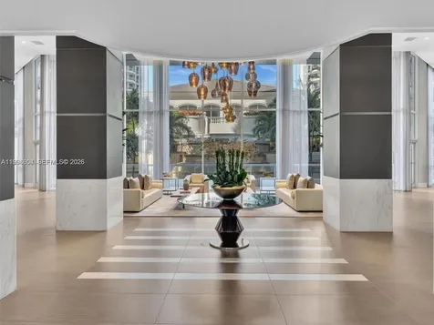 21150 Point Place Aventura FL 33180