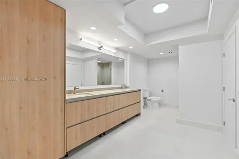 21150 Point Place Aventura FL 33180
