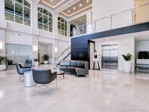 21150 Point Place Aventura FL 33180