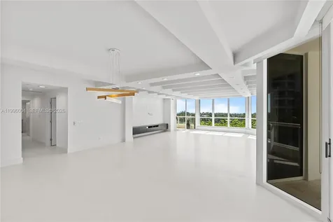 21150 Point Place Aventura FL 33180