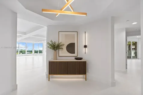 21150 Point Place Aventura FL 33180