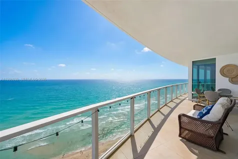 3951 S Ocean Drive Hollywood FL 33019