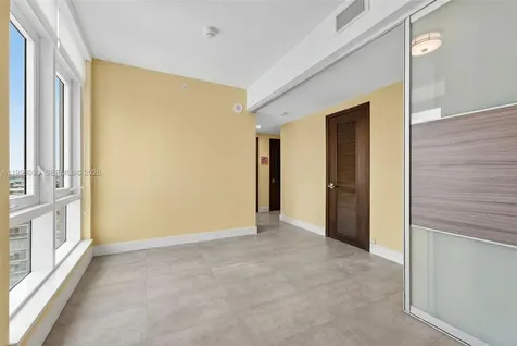 3951 S Ocean Drive Hollywood FL 33019