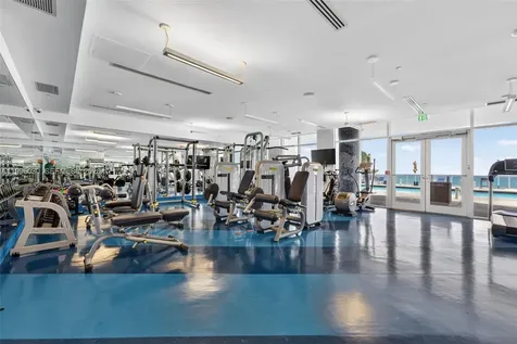 3951 S Ocean Drive Hollywood FL 33019