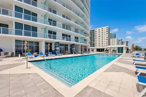 3951 S Ocean Drive Hollywood FL 33019