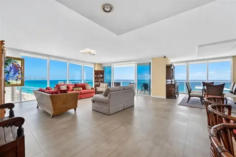 3951 S Ocean Drive Hollywood FL 33019