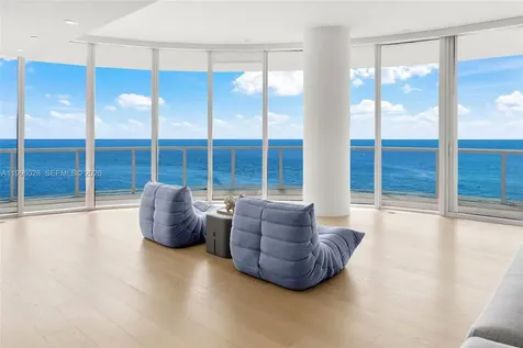 100 S Pointe Drive Miami Beach FL 33139