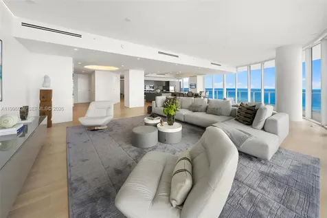 100 S Pointe Drive Miami Beach FL 33139