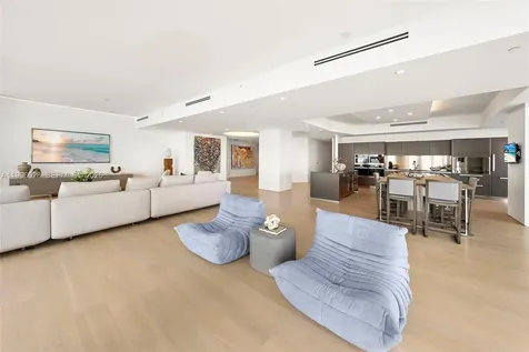 100 S Pointe Drive Miami Beach FL 33139