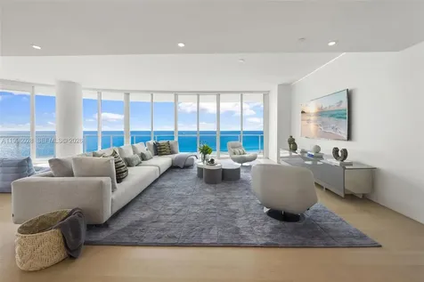 100 S Pointe Drive Miami Beach FL 33139