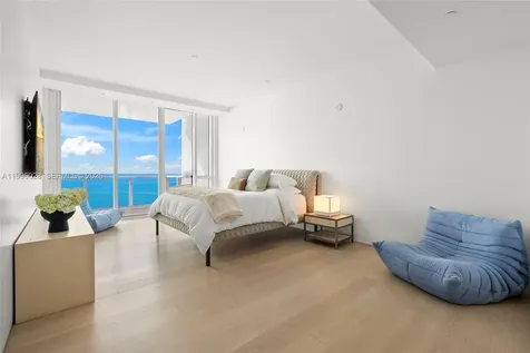 100 S Pointe Drive Miami Beach FL 33139