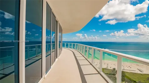 100 S Pointe Drive Miami Beach FL 33139