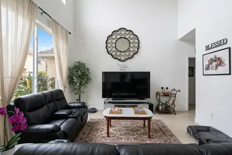 1910 SE 14th Circle Homestead FL 33035