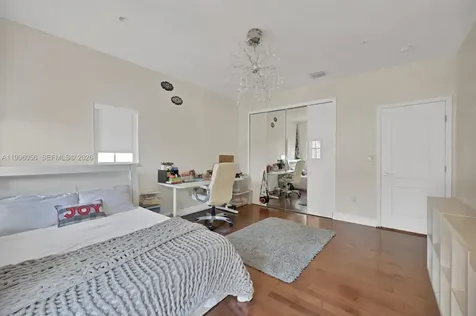 18345 NE 30th Place Aventura FL 33160