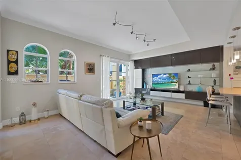 18345 NE 30th Place Aventura FL 33160