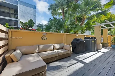 18345 NE 30th Place Aventura FL 33160