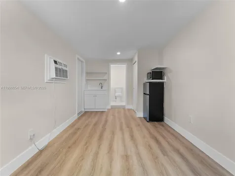 7401 SW 38th Street Miami FL 33155