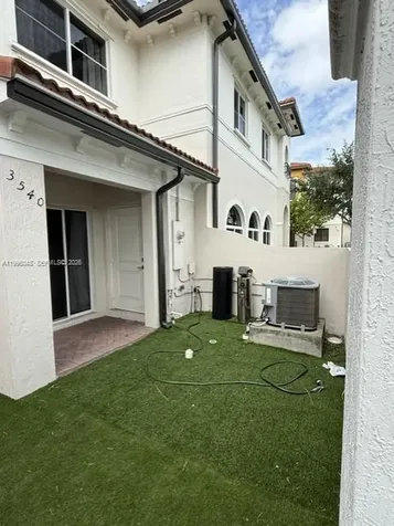 3540 NW 30th Place Lauderdale Lakes FL 33311