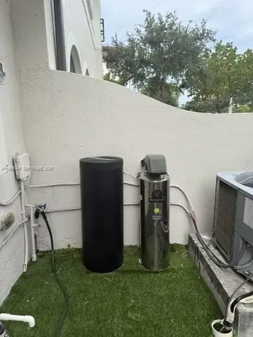 3540 NW 30th Place Lauderdale Lakes FL 33311