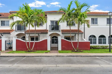 3540 NW 30th Place Lauderdale Lakes FL 33311
