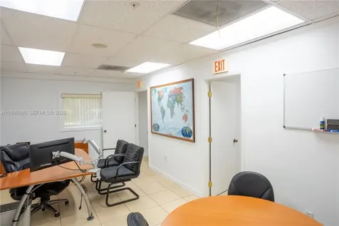 10800 NW 21st Doral FL 33172