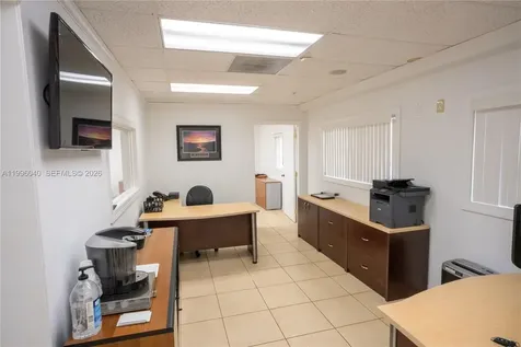 10800 NW 21st Doral FL 33172