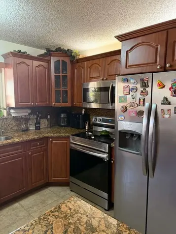 7477 NW 167th Street Hialeah FL 33015
