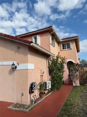 7477 NW 167th Street Hialeah FL 33015
