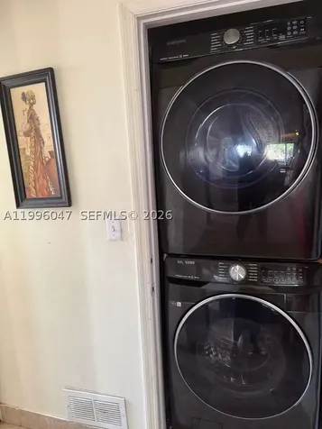 7477 NW 167th Street Hialeah FL 33015