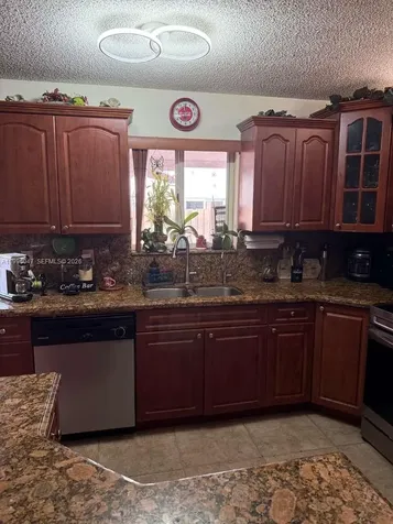7477 NW 167th Street Hialeah FL 33015