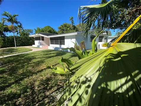 1101 Bay Drive Miami Beach FL 33141