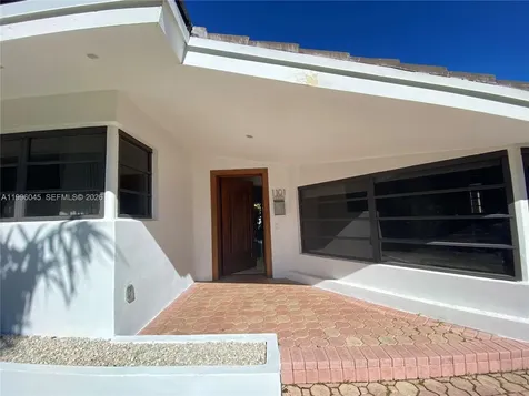 1101 Bay Drive Miami Beach FL 33141