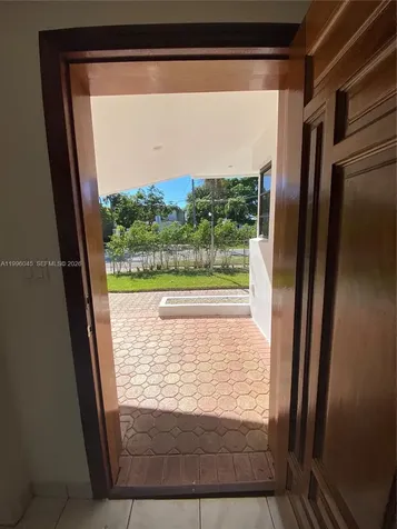 1101 Bay Drive Miami Beach FL 33141