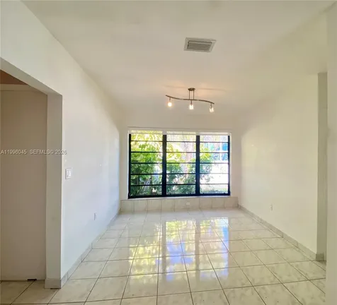1101 Bay Drive Miami Beach FL 33141