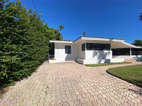 1101 Bay Drive Miami Beach FL 33141