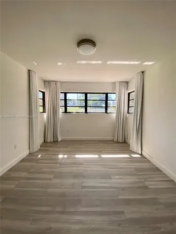 1101 Bay Drive Miami Beach FL 33141