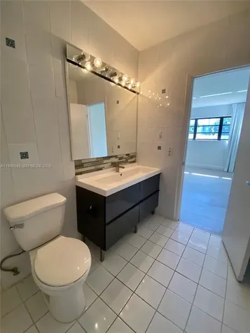1101 Bay Drive Miami Beach FL 33141