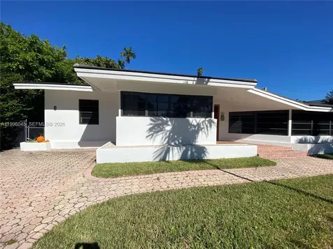 1101 Bay Drive Miami Beach FL 33141