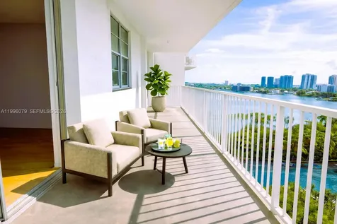 2851 NE 183rd Street Aventura FL 33160