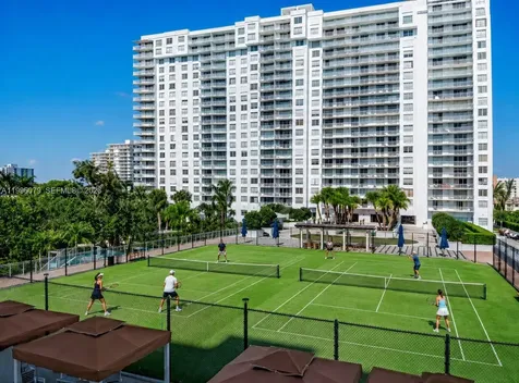 2851 NE 183rd Street Aventura FL 33160