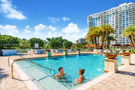 2851 NE 183rd Street Aventura FL 33160