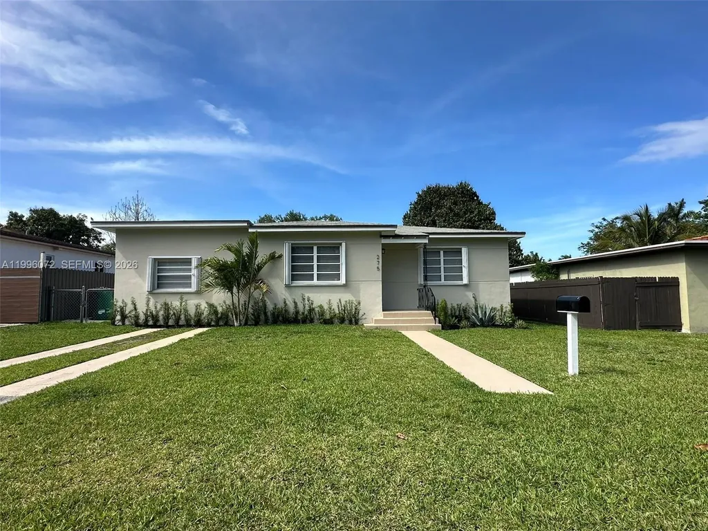 275 NE 115th Street Miami FL 33161