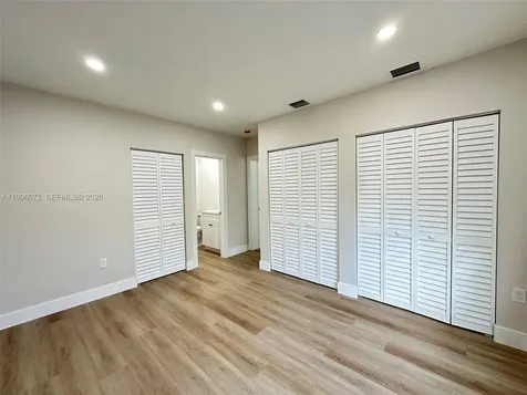 275 NE 115th Street Miami FL 33161