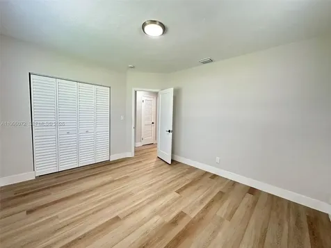 275 NE 115th Street Miami FL 33161