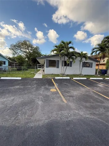 6071 SW 33rd Street Miramar FL 33023