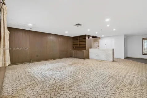 985 NE 84th Street Miami FL 33138