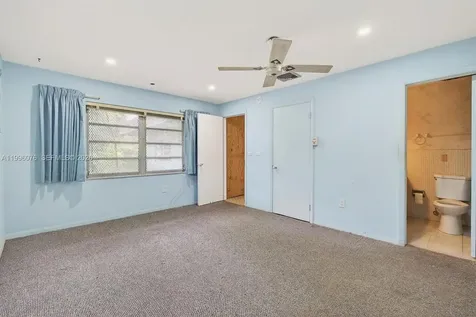 985 NE 84th Street Miami FL 33138