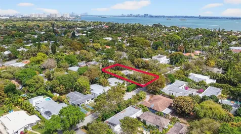 985 NE 84th Street Miami FL 33138