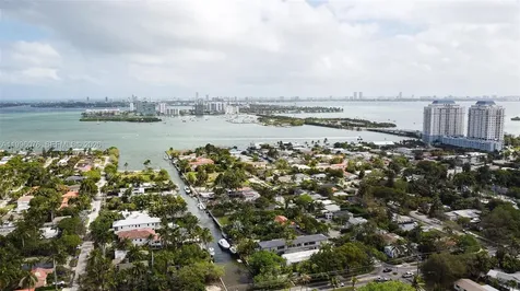 985 NE 84th Street Miami FL 33138