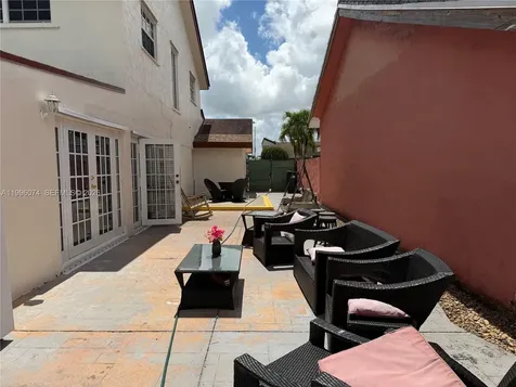 9085 Grand Canal Drive Miami FL 33174
